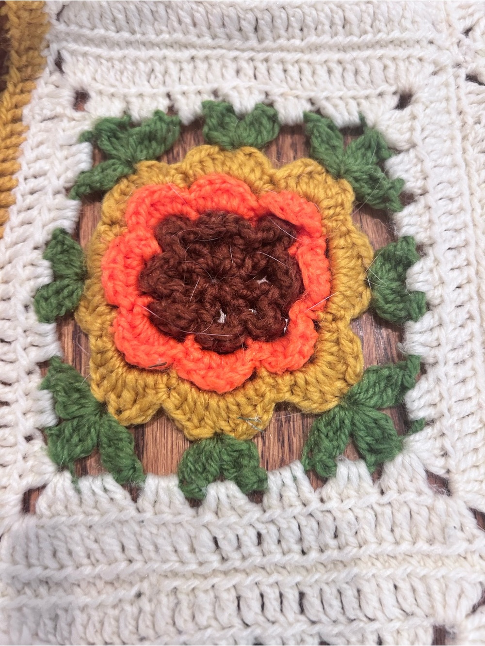 Vintage Handmade Crochet Floral Granny Square Afghan Throw Blanket Boho Fall 70s - Picture 2 of 4